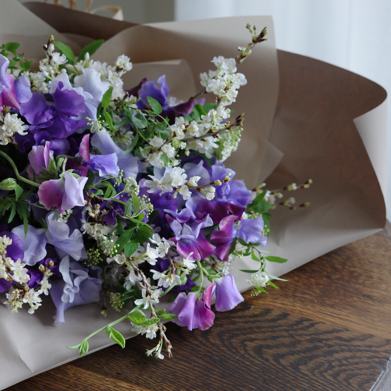 ハンドメイド  桜 桜色ではなくブルーで ハンドメイド 桜 桜色ではなくブルーで